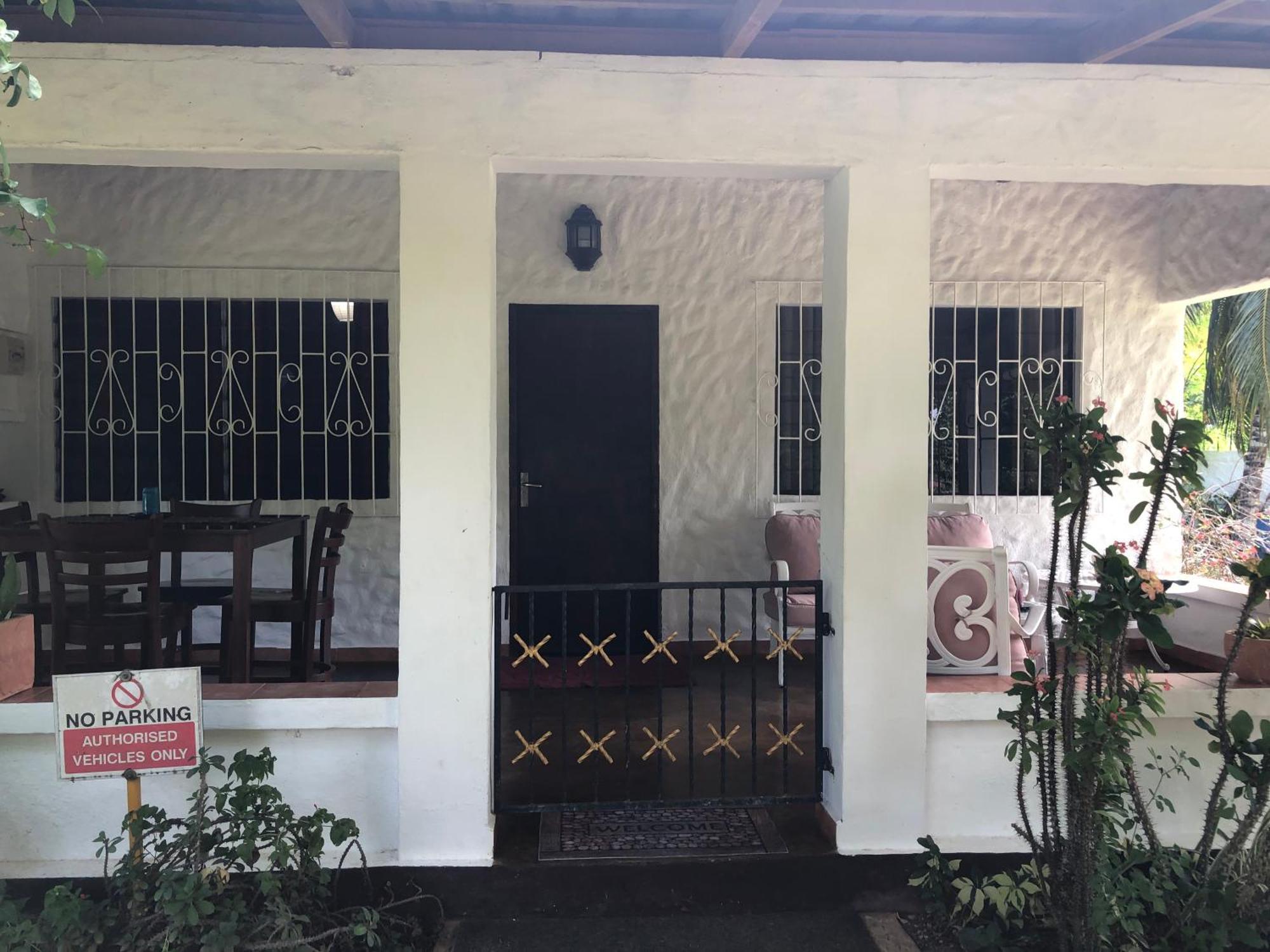 HCS Bungalows Turtle Bay Rustic Bungalow Au Cap Bagian luar foto